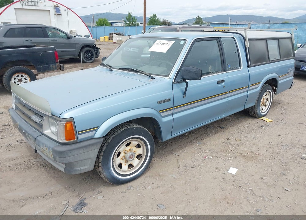 1987 MAZDA B2200 VIN: JM2UF3130H0192683