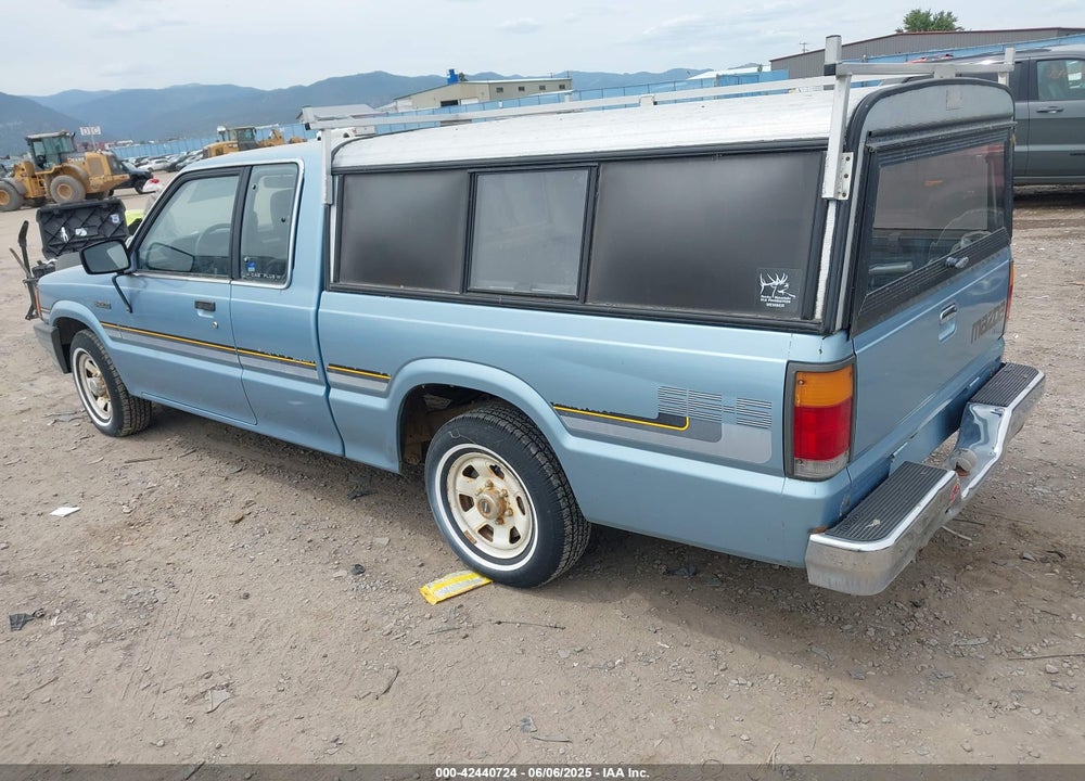 1987 MAZDA B2200 VIN: JM2UF3130H0192683