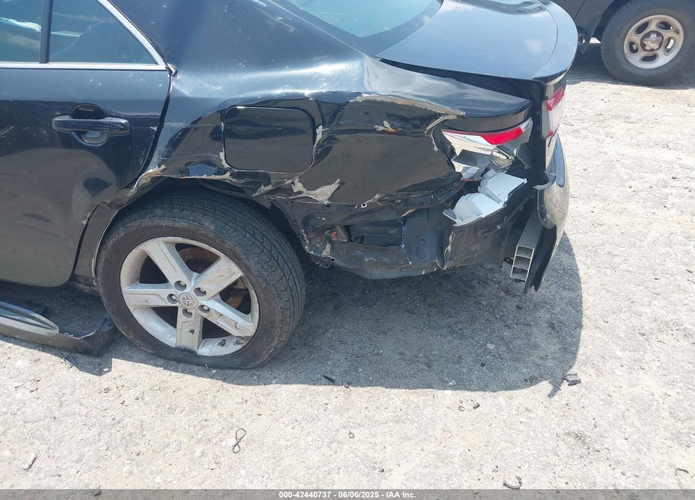 2012 TOYOTA CAMRY VIN: 4T1BF1FK2CU547883