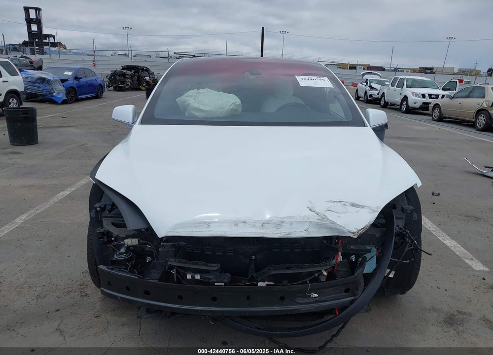 2016 TESLA MODEL X VIN: 5YJXCBE4XGF021916