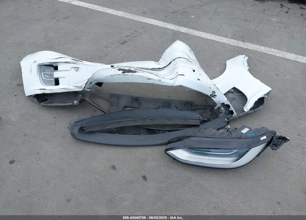 2016 TESLA MODEL X VIN: 5YJXCBE4XGF021916