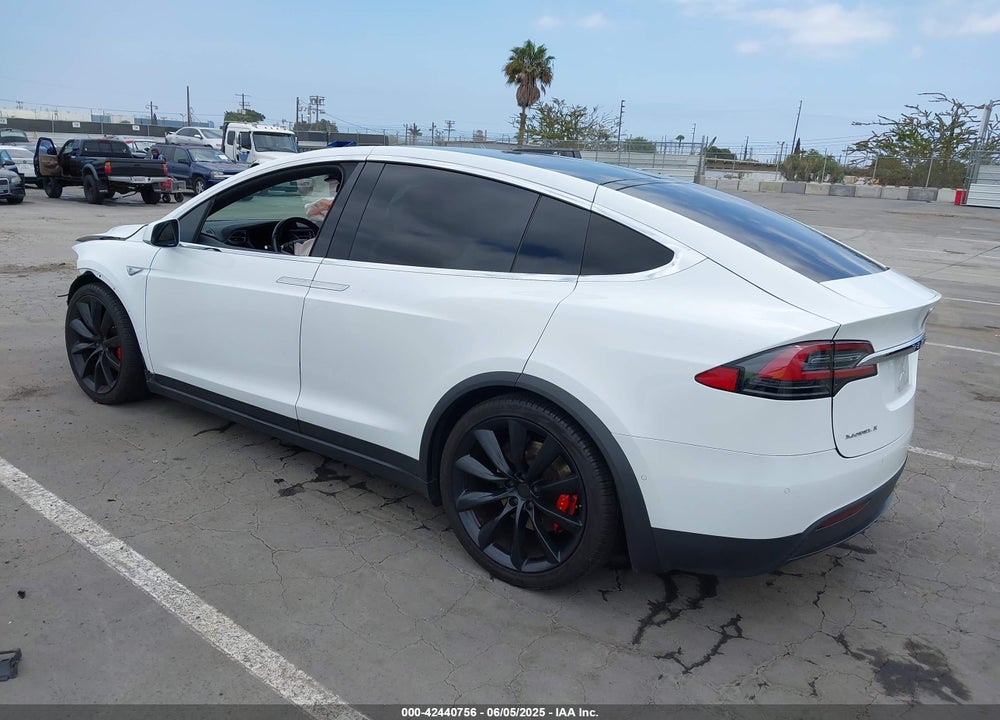 2016 TESLA MODEL X VIN: 5YJXCBE4XGF021916