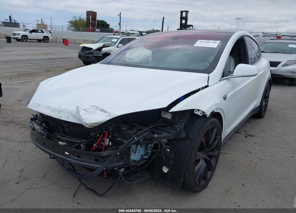 2016 TESLA MODEL X VIN: 5YJXCBE4XGF021916