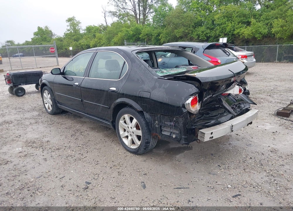 2002 NISSAN MAXIMA GLE VIN: JN1DA31A02T300083
