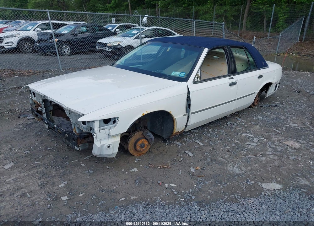 1998 MERCURY GRAND MARQUIS VIN: 2MEFM75W8WX637781