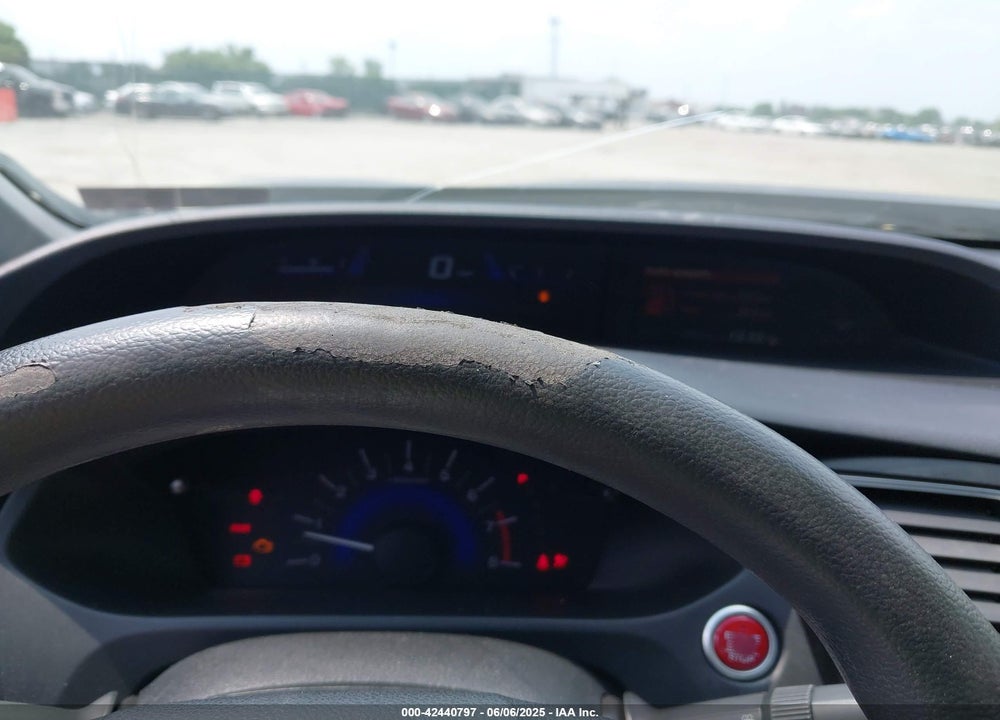 2014 HONDA CIVIC VIN: 2HGFB2F81EH519866