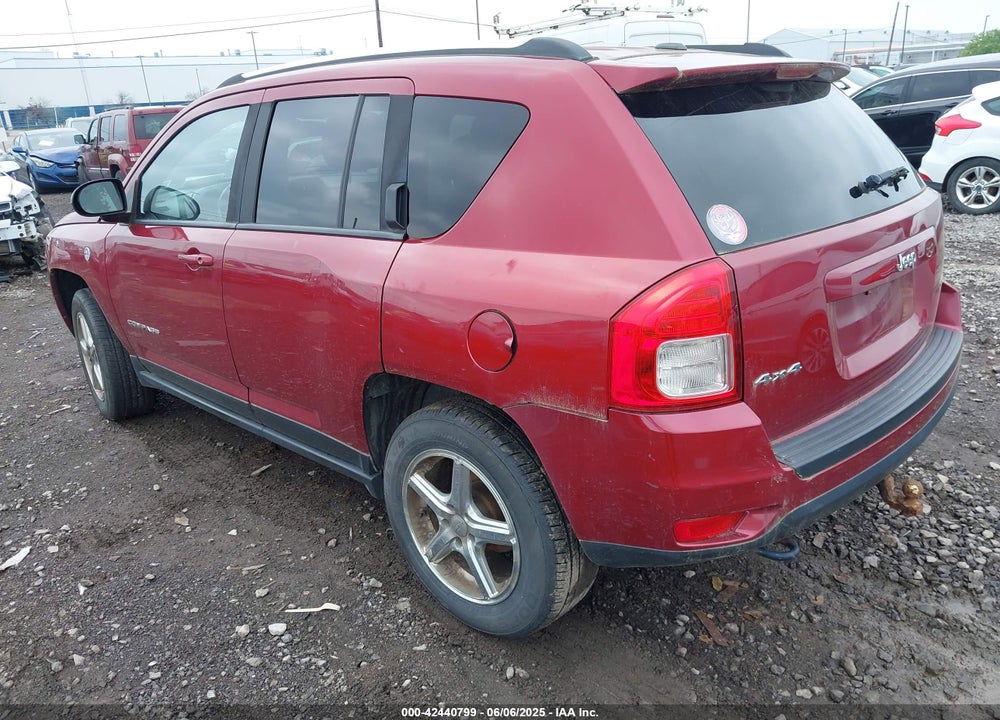 2012 JEEP COMPASS VIN: 1C4NJDEB1CD525652