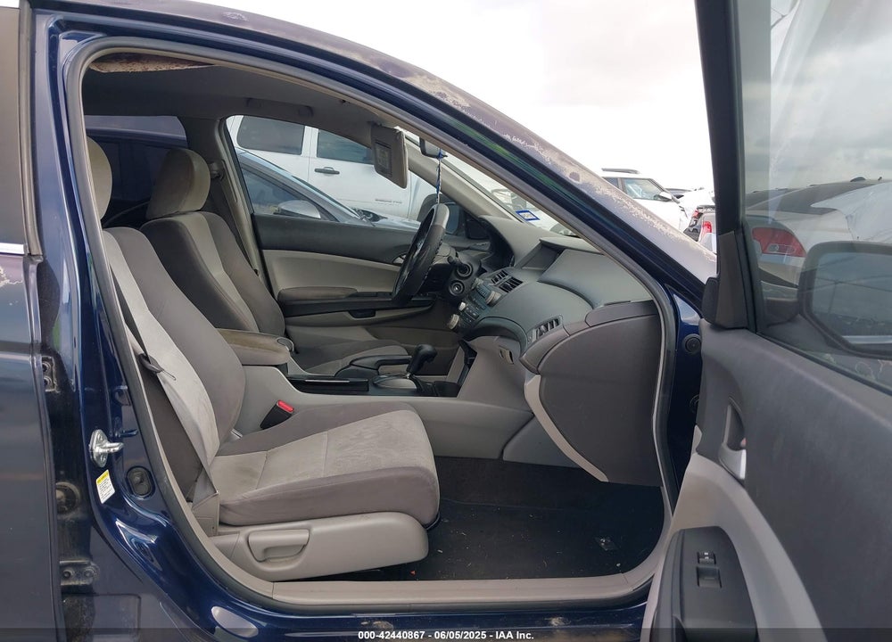 2009 HONDA ACCORD VIN: 1HGCP26329A026338