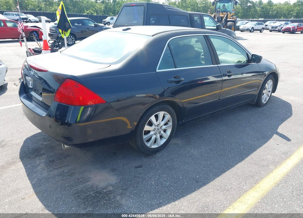 2007 HONDA ACCORD 3.0 EX VIN: 1HGCM66537A055359