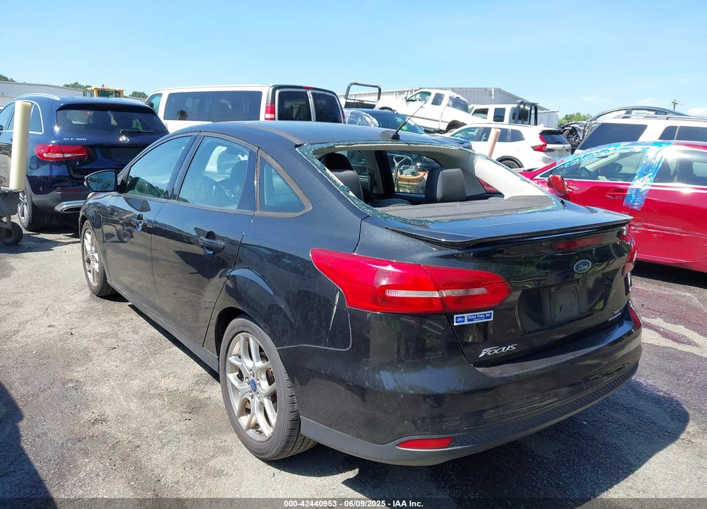 2015 FORD FOCUS VIN: 1FADP3F26FL283668