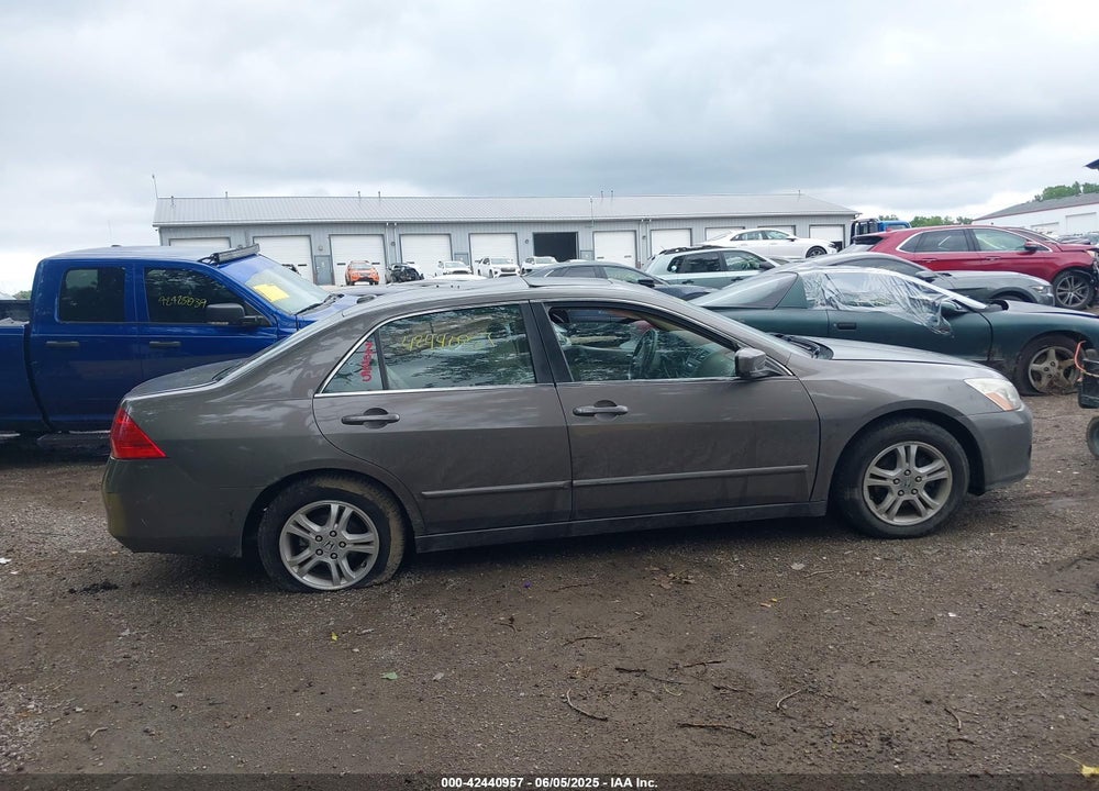 2007 HONDA ACCORD 2.4 EX VIN: 1HGCM56857A088836