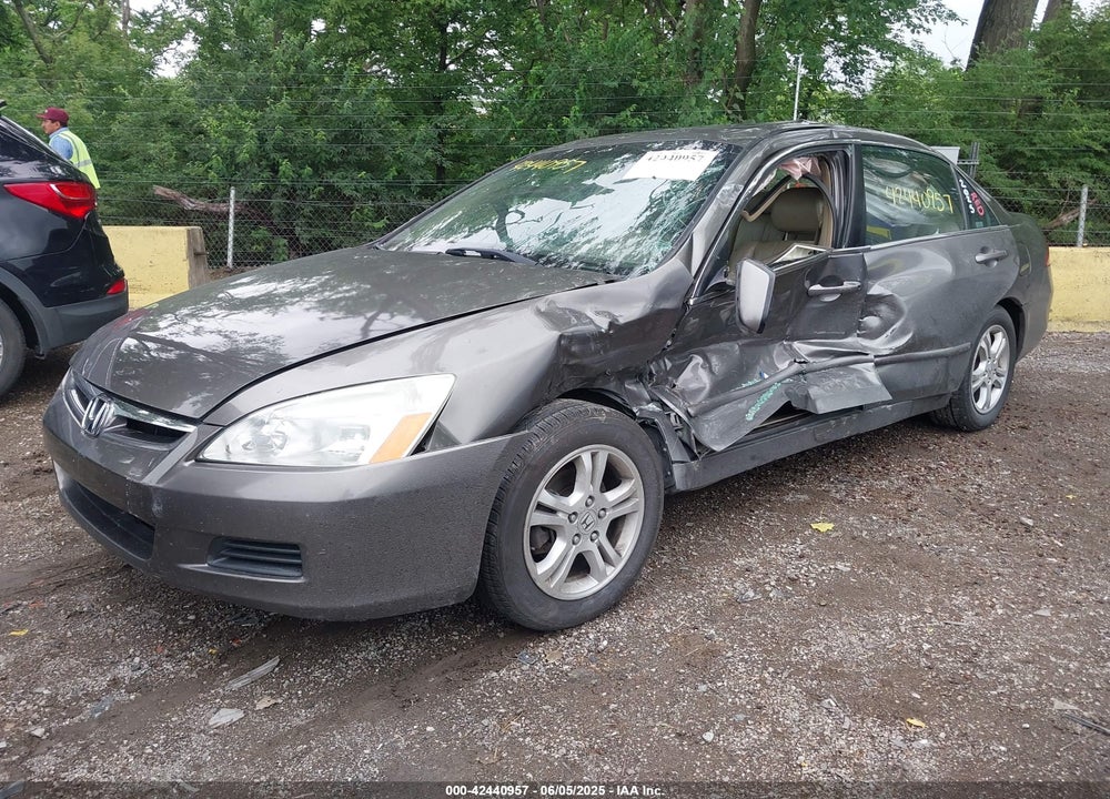 2007 HONDA ACCORD 2.4 EX VIN: 1HGCM56857A088836