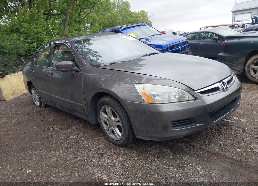 2007 HONDA ACCORD 2.4 EX VIN: 1HGCM56857A088836