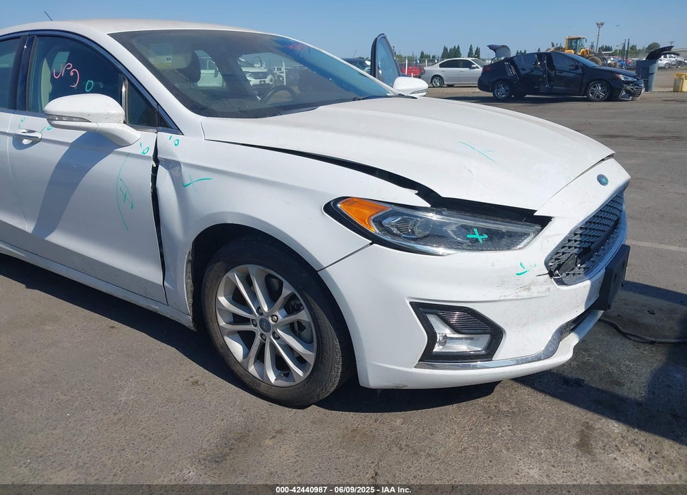 2020 FORD FUSION VIN: 3FA6P0SU4LR246484