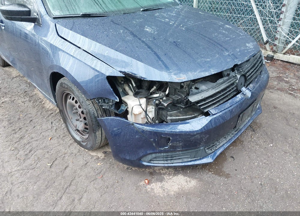 2014 VOLKSWAGEN JETTA VIN: 3VW2K7AJ0EM320309