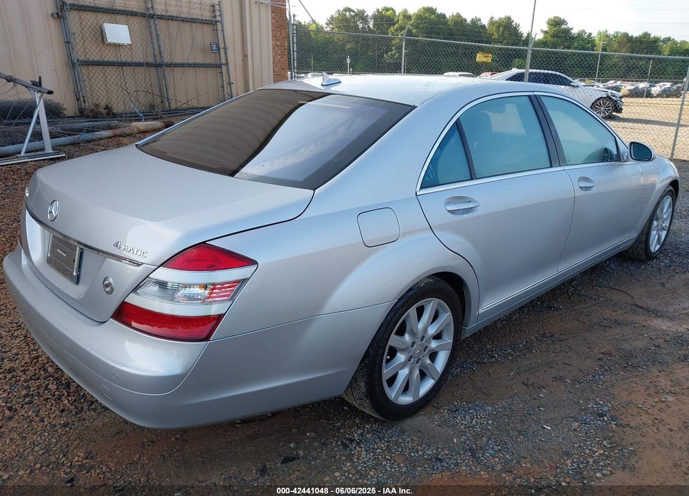 2008 MERCEDES-BENZ S 550 4MATIC VIN: WDDNG86X98A213237