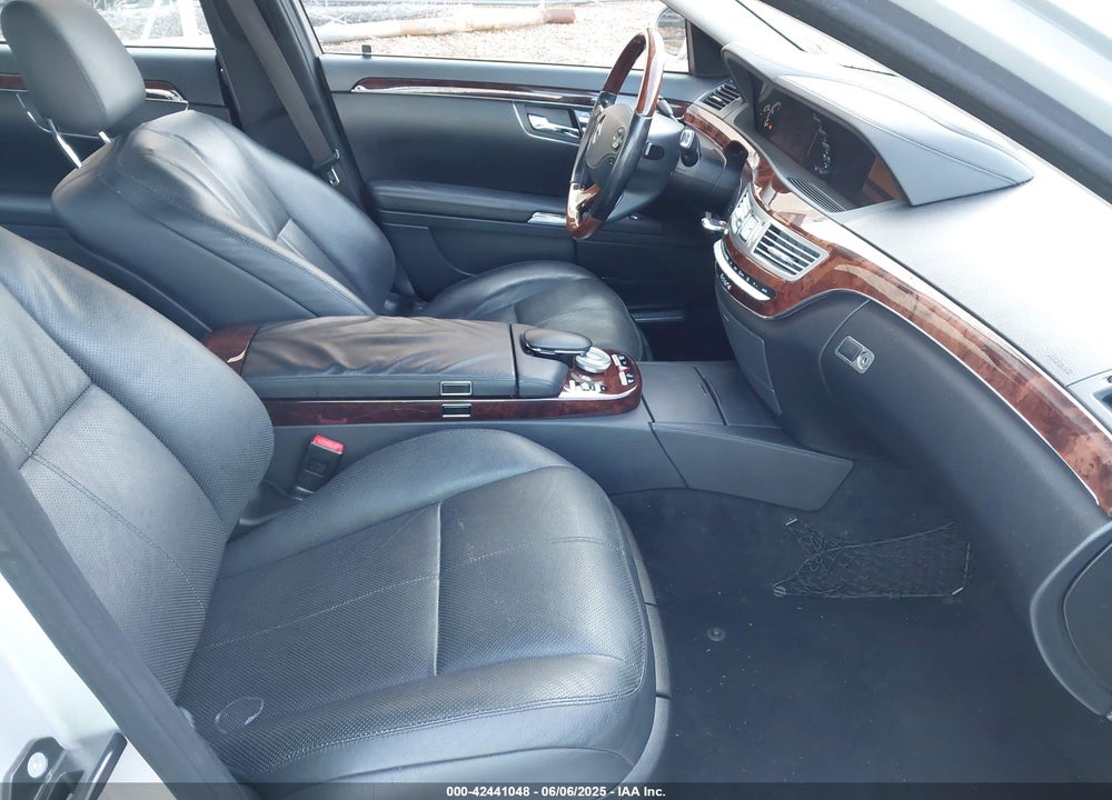 2008 MERCEDES-BENZ S 550 4MATIC VIN: WDDNG86X98A213237