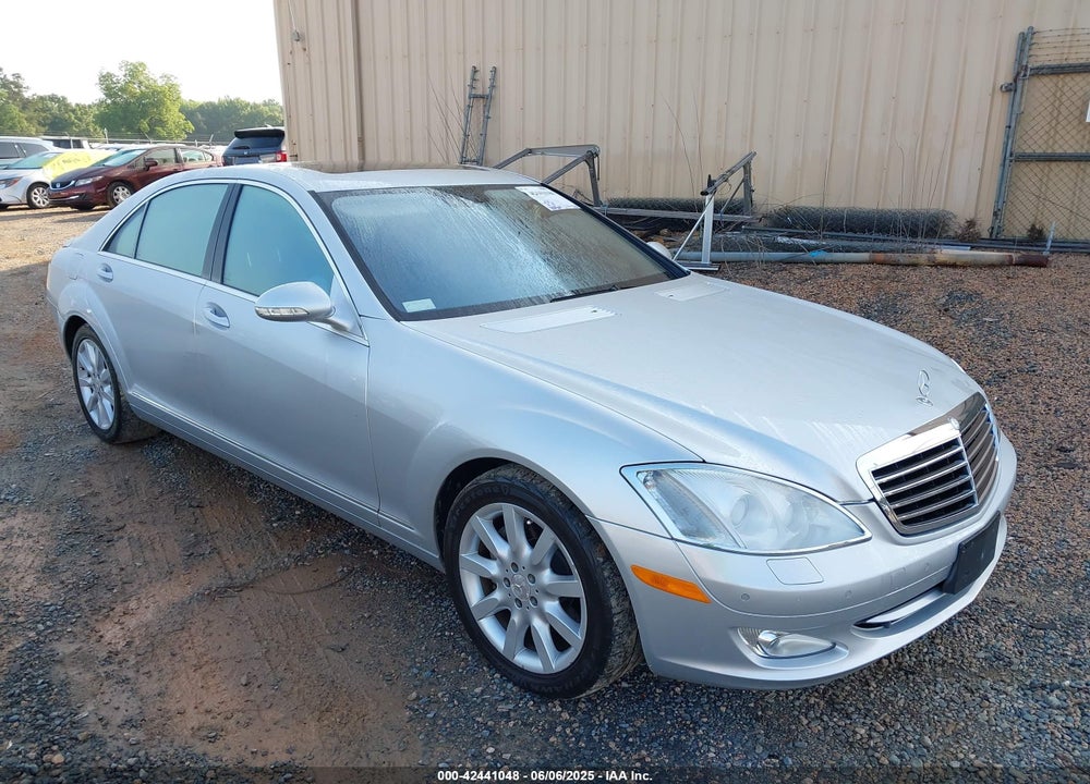 2008 MERCEDES-BENZ S 550 4MATIC VIN: WDDNG86X98A213237