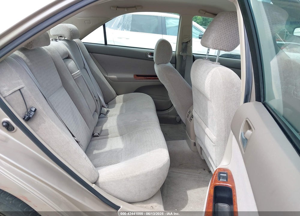2003 TOYOTA CAMRY XLE VIN: 4T1BE30K13U141729