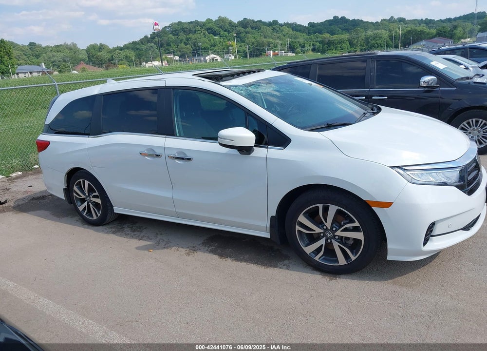 2023 HONDA ODYSSEY TOURING VIN: 5FNRL6H8XPB038875