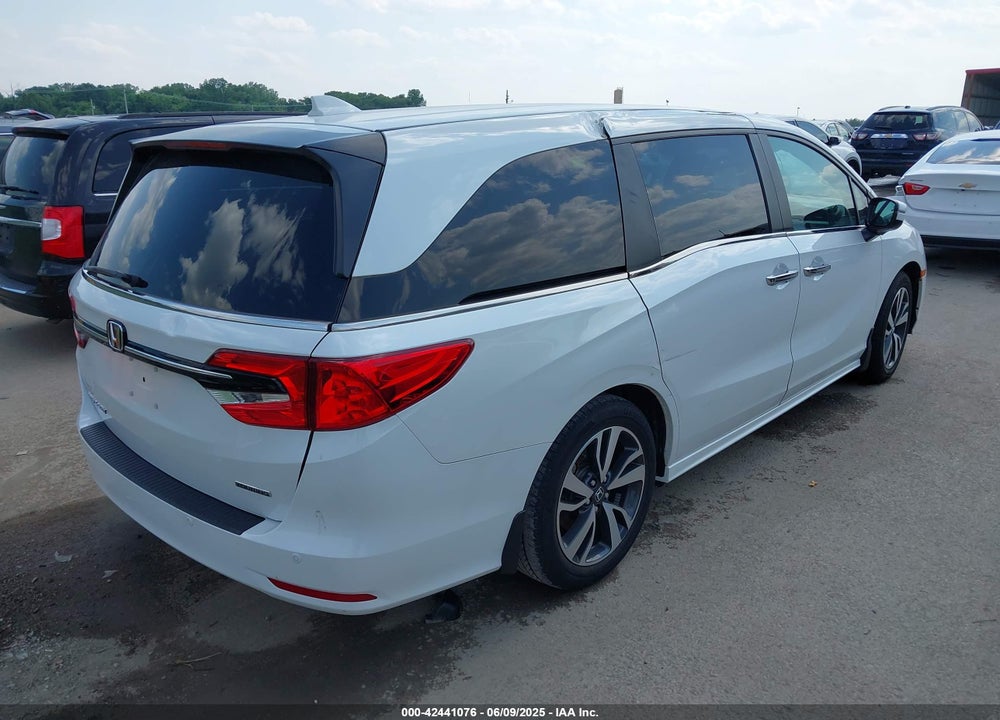 2023 HONDA ODYSSEY TOURING VIN: 5FNRL6H8XPB038875