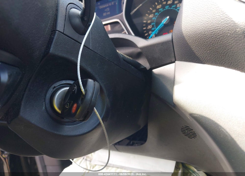 2013 FORD ESCAPE S VIN: 1FMCU0F73DUC08230