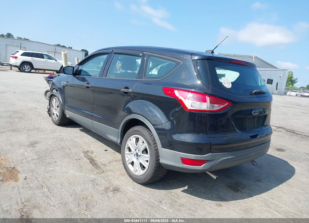 2013 FORD ESCAPE S VIN: 1FMCU0F73DUC08230