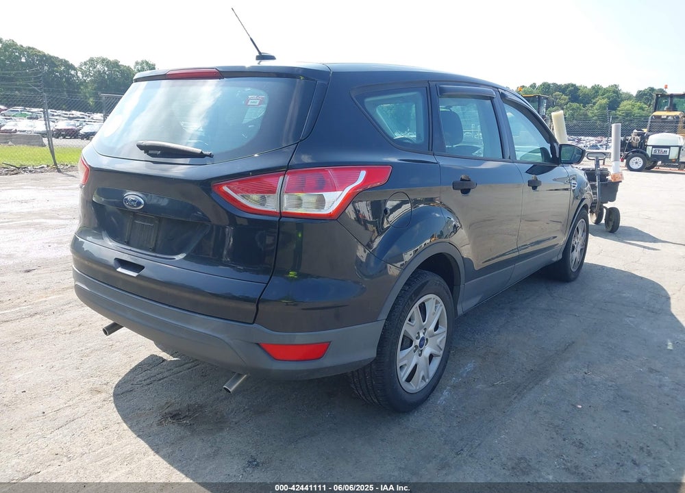 2013 FORD ESCAPE S VIN: 1FMCU0F73DUC08230
