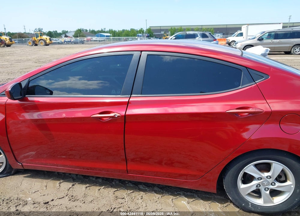 2014 HYUNDAI ELANTRA SE VIN: 5NPDH4AE9EH538850