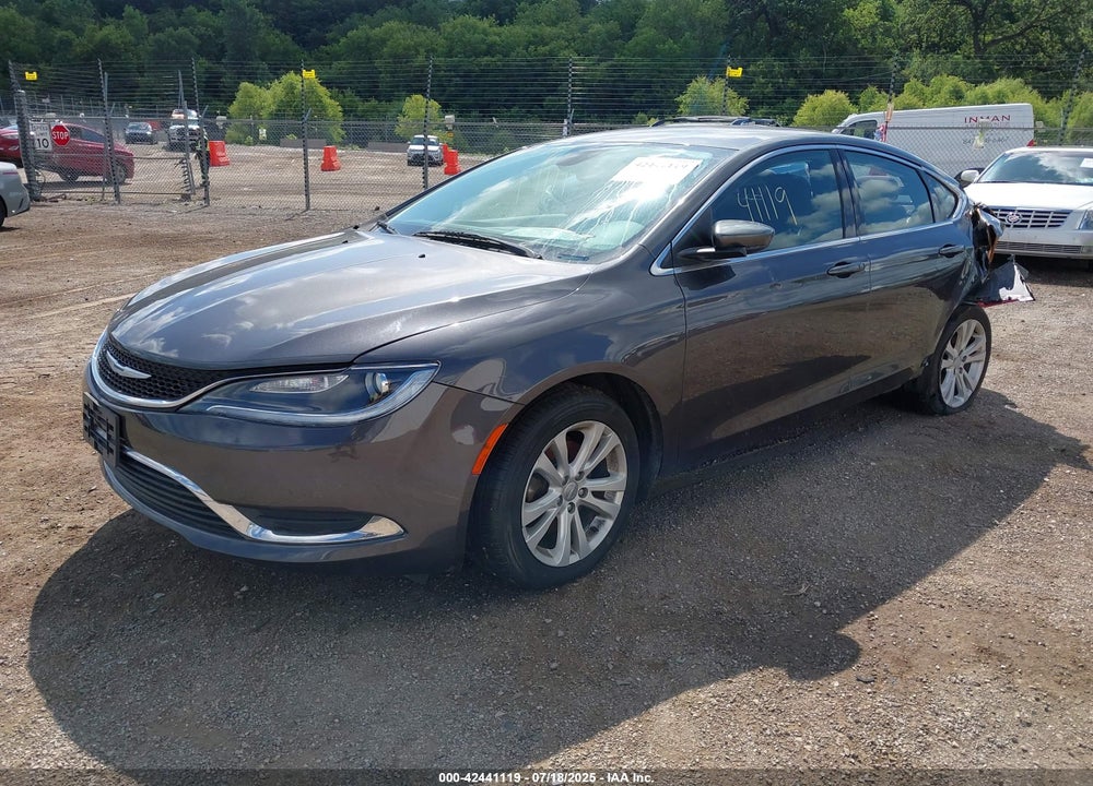 2015 CHRYSLER 200 VIN: 1C3CCCAB2FN540021
