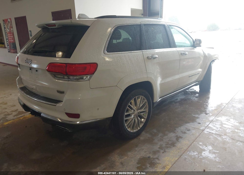 2017 JEEP GRAND CHEROKEE VIN: 1C4RJFJG8HC628160