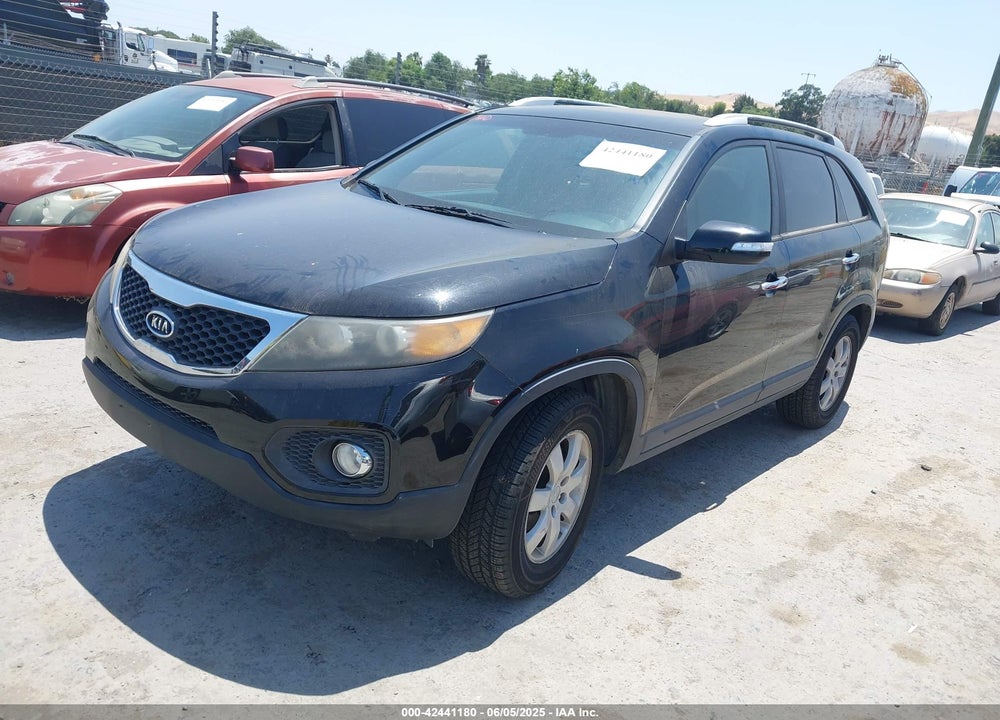 2012 KIA SORENTO LX VIN: 5XYKT4A69CG233741