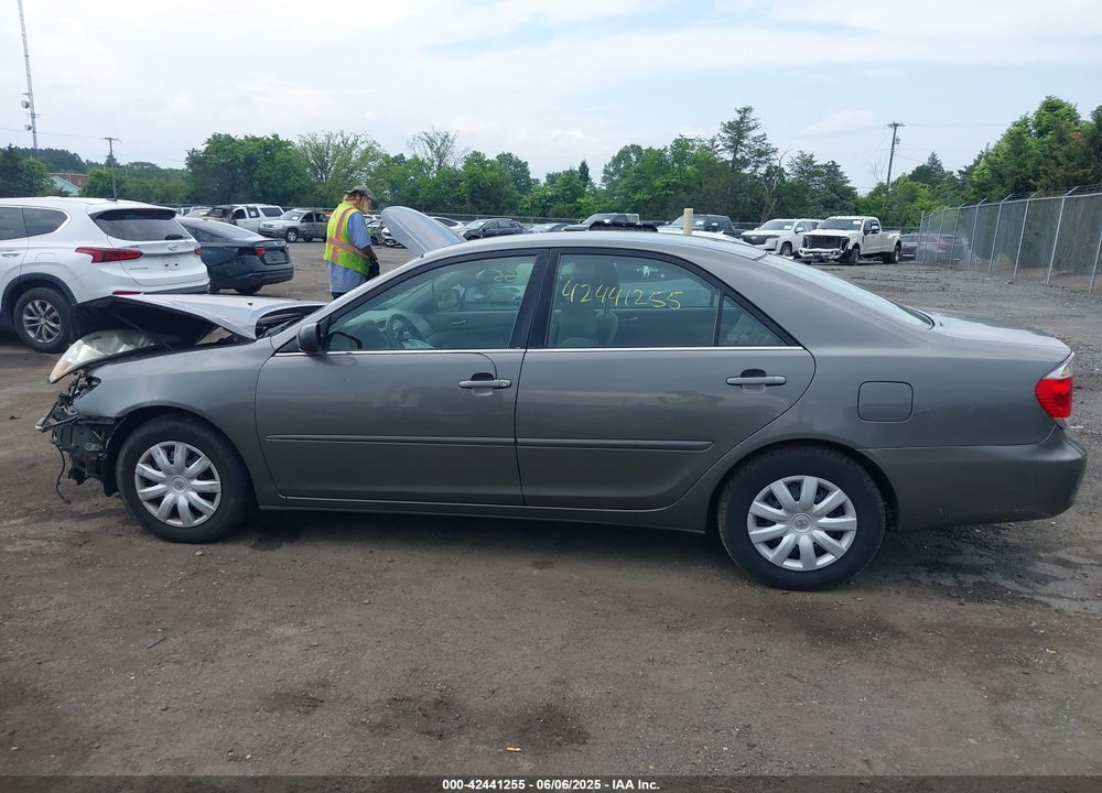 2005 TOYOTA CAMRY LE VIN: 4T1BE32K35U599742