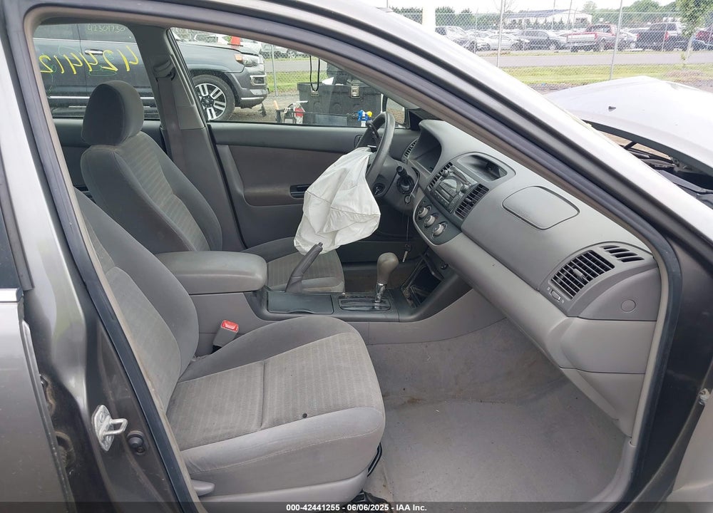 2005 TOYOTA CAMRY LE VIN: 4T1BE32K35U599742