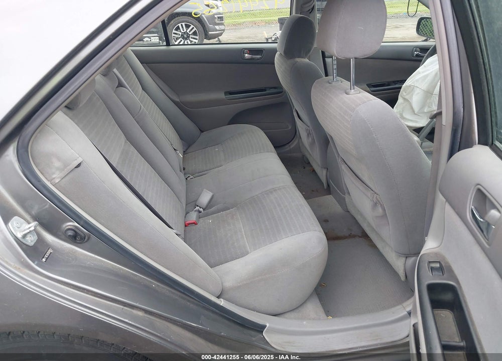 2005 TOYOTA CAMRY LE VIN: 4T1BE32K35U599742