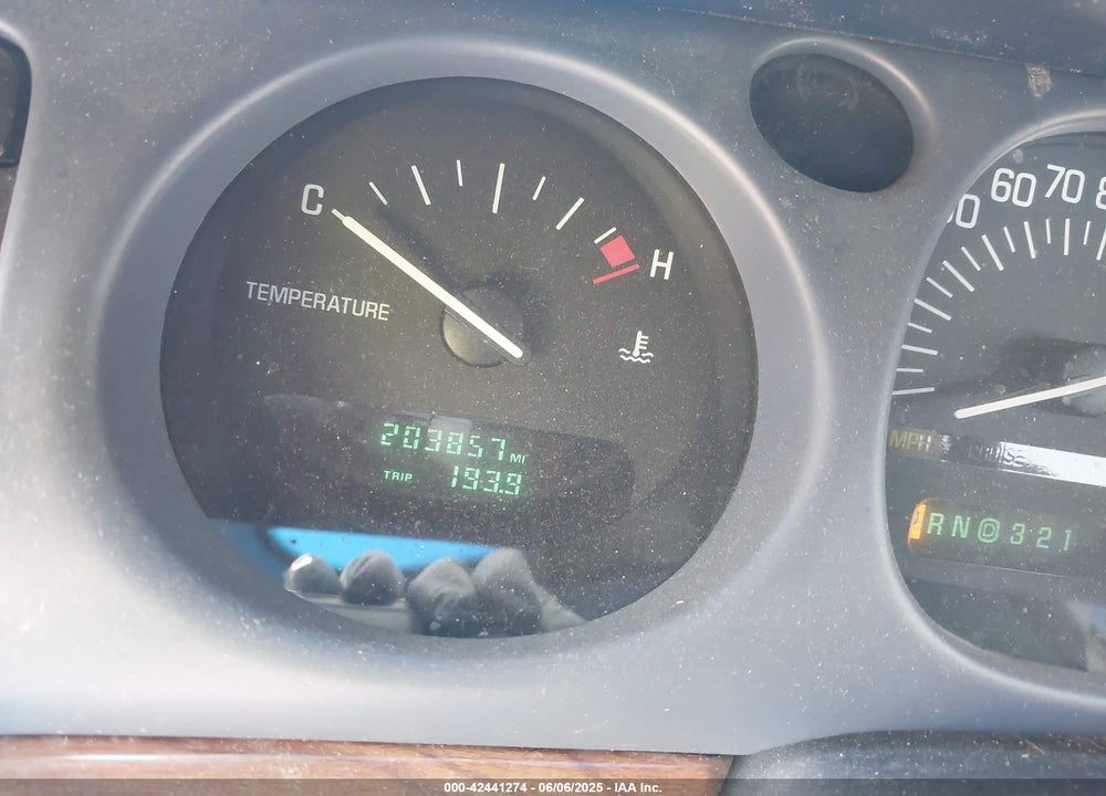 2000 BUICK LESABRE CUSTOM VIN: 1G4HP54K7YU124287