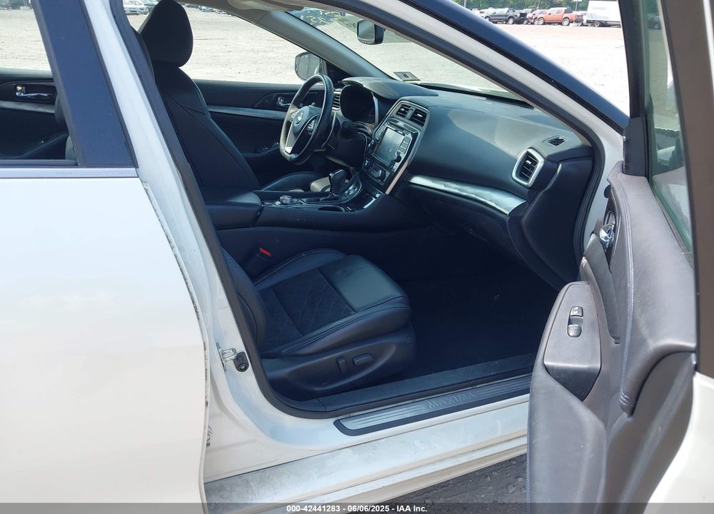 2017 NISSAN MAXIMA VIN: 1N4AA6AP6HC432141