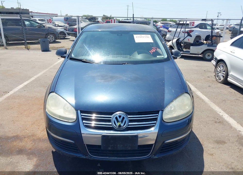 2005 VOLKSWAGEN JETTA 2.5 VIN: 3VWRG71K05M644658
