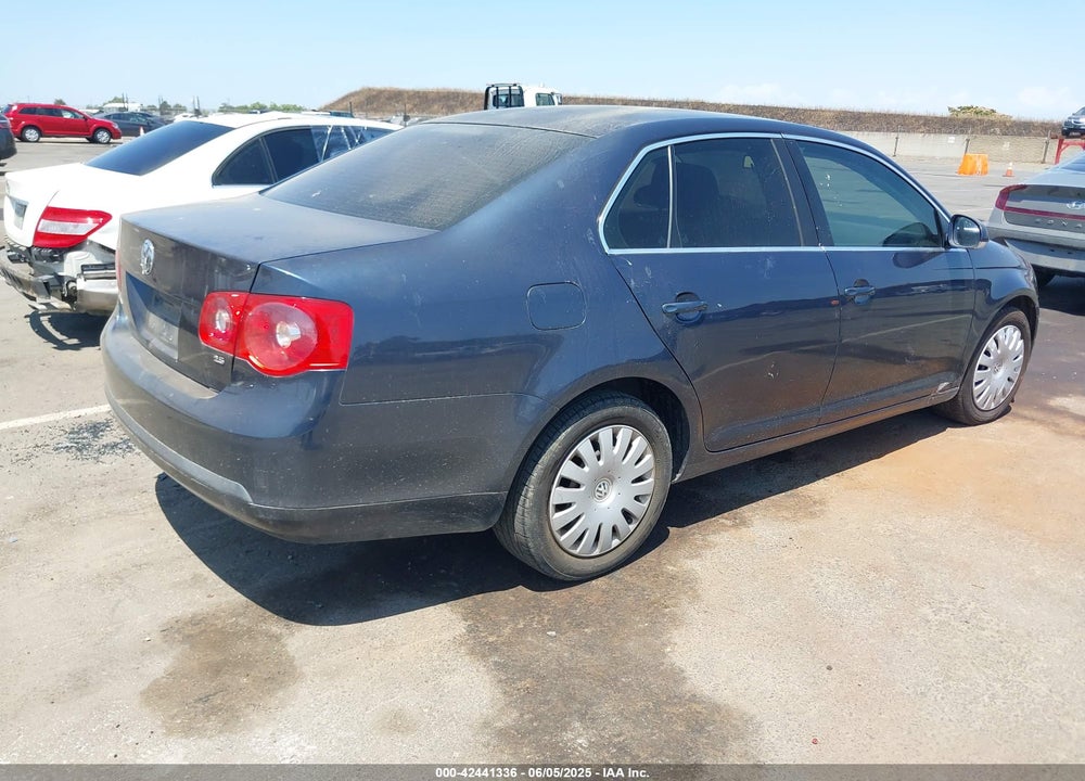 2005 VOLKSWAGEN JETTA 2.5 VIN: 3VWRG71K05M644658