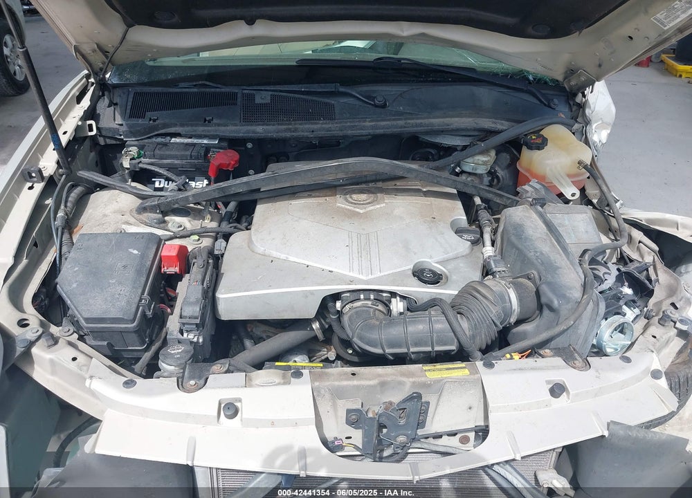 2008 CADILLAC SRX VIN: 1GYEE437180137316