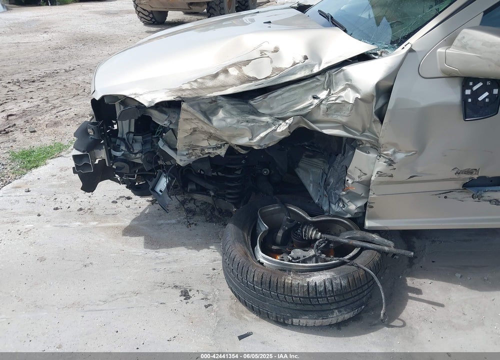 2008 CADILLAC SRX VIN: 1GYEE437180137316