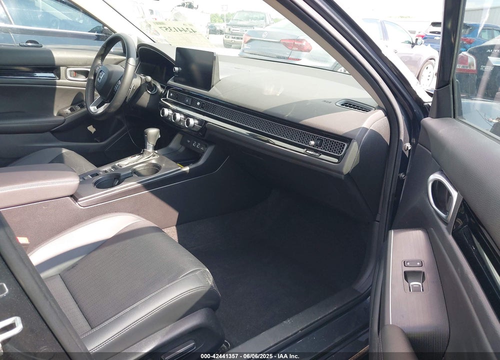 2024 HONDA CIVIC VIN: 2HGFE1F97RH315217