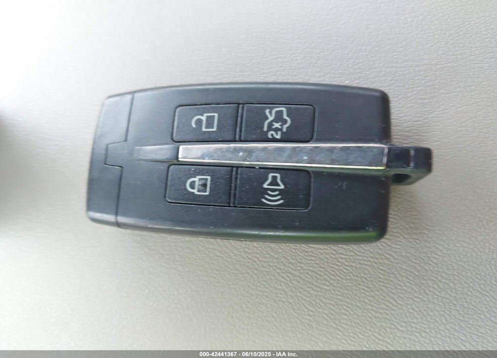 2012 FORD TAURUS VIN: 1FAHP2FWXCG126843
