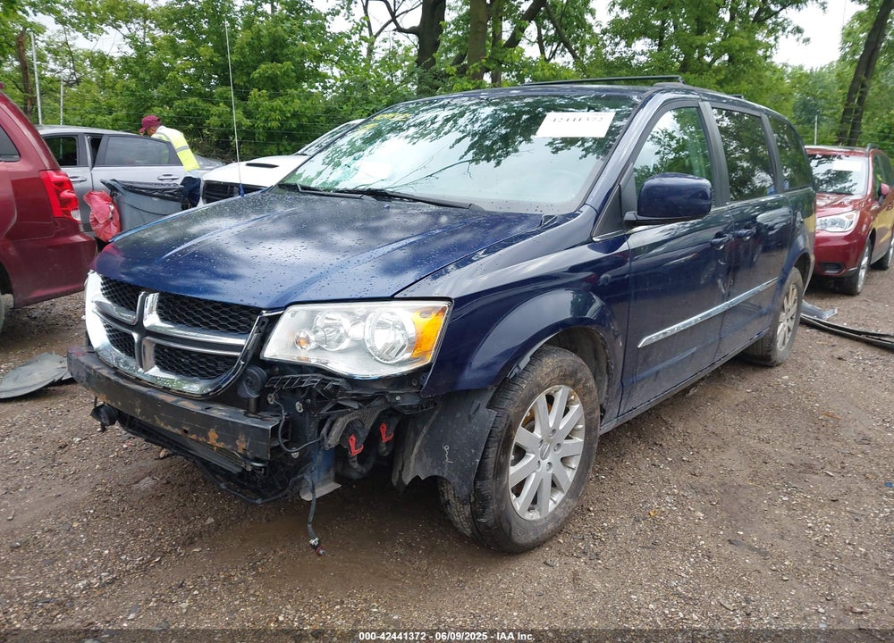 2014 CHRYSLER TOWN & COUNTRY TOURING VIN: 2C4RC1BG2ER339158