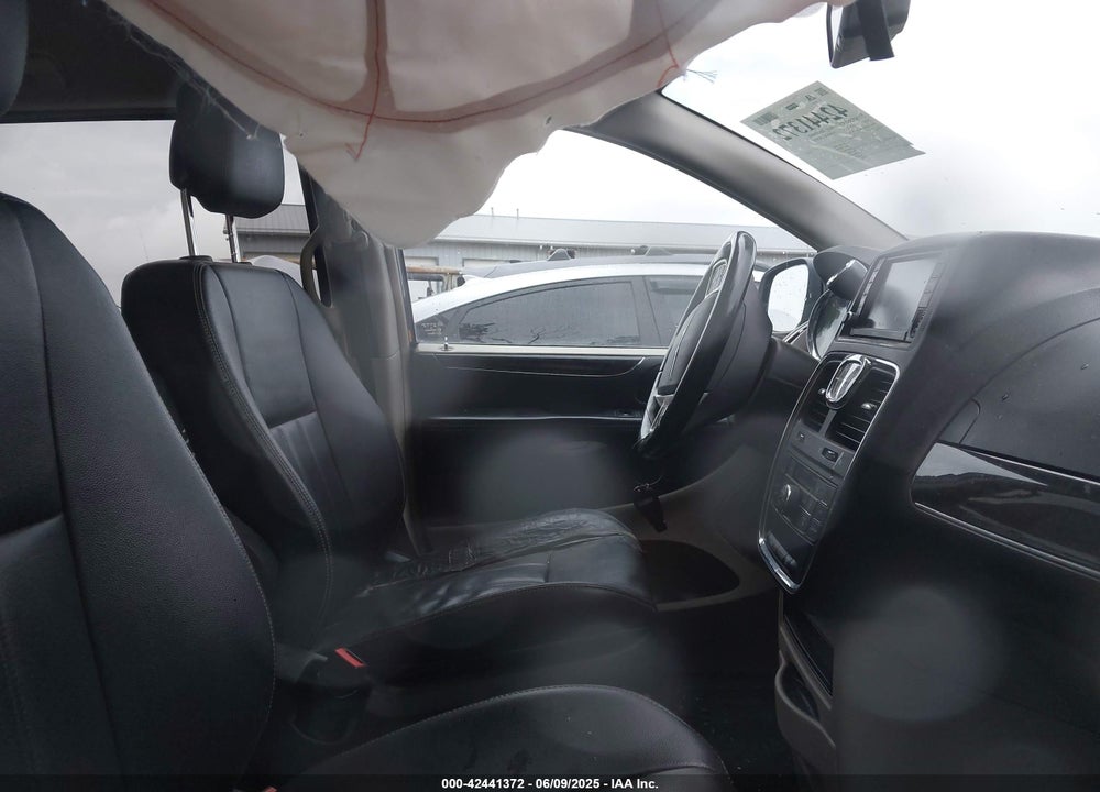2014 CHRYSLER TOWN & COUNTRY TOURING VIN: 2C4RC1BG2ER339158