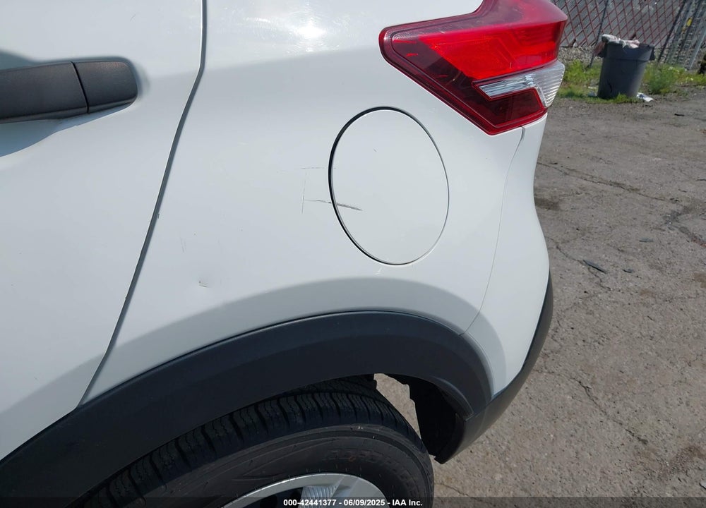 2019 NISSAN KICKS S VIN: 3N1CP5CU6KL536755