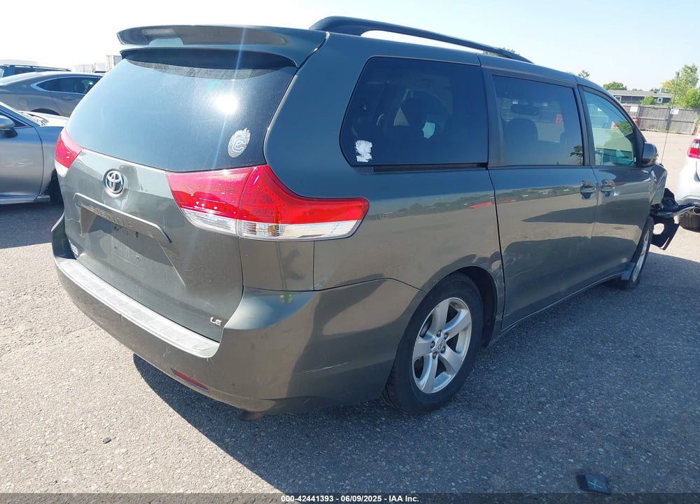 2011 TOYOTA SIENNA LE V6 VIN: 5TDKK3DC9BS012415