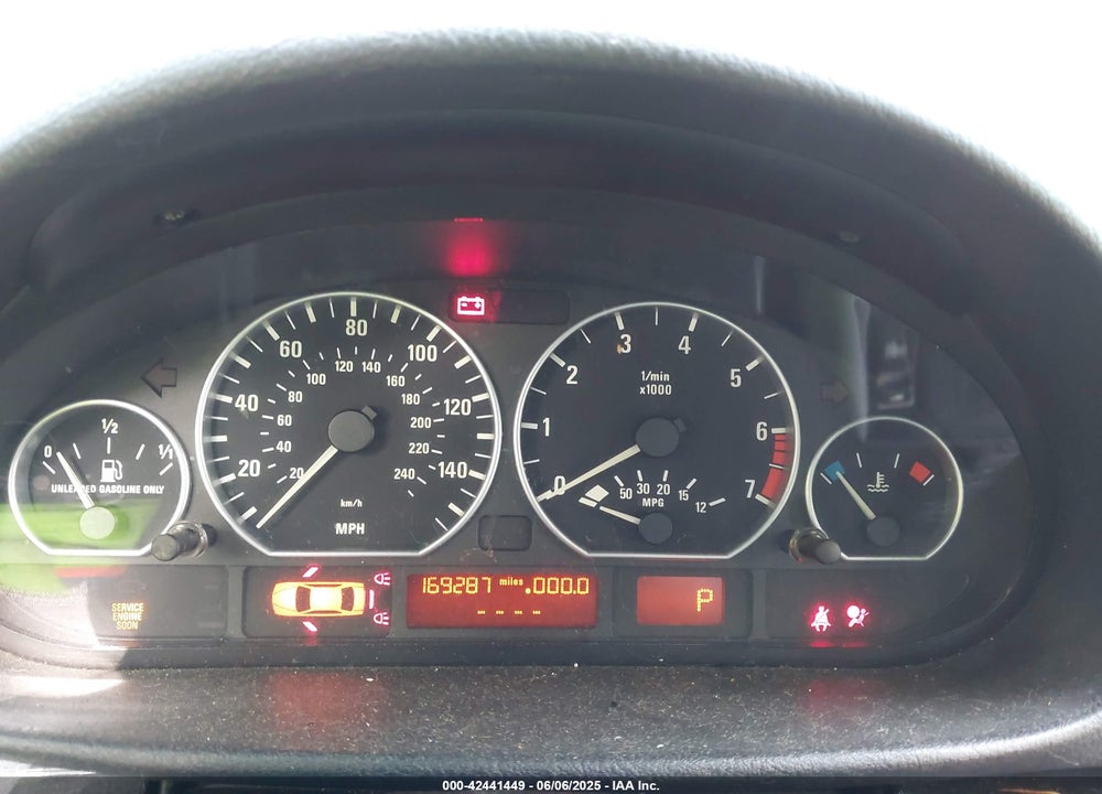 2002 BMW 325I VIN: WBAEV33402KL67282