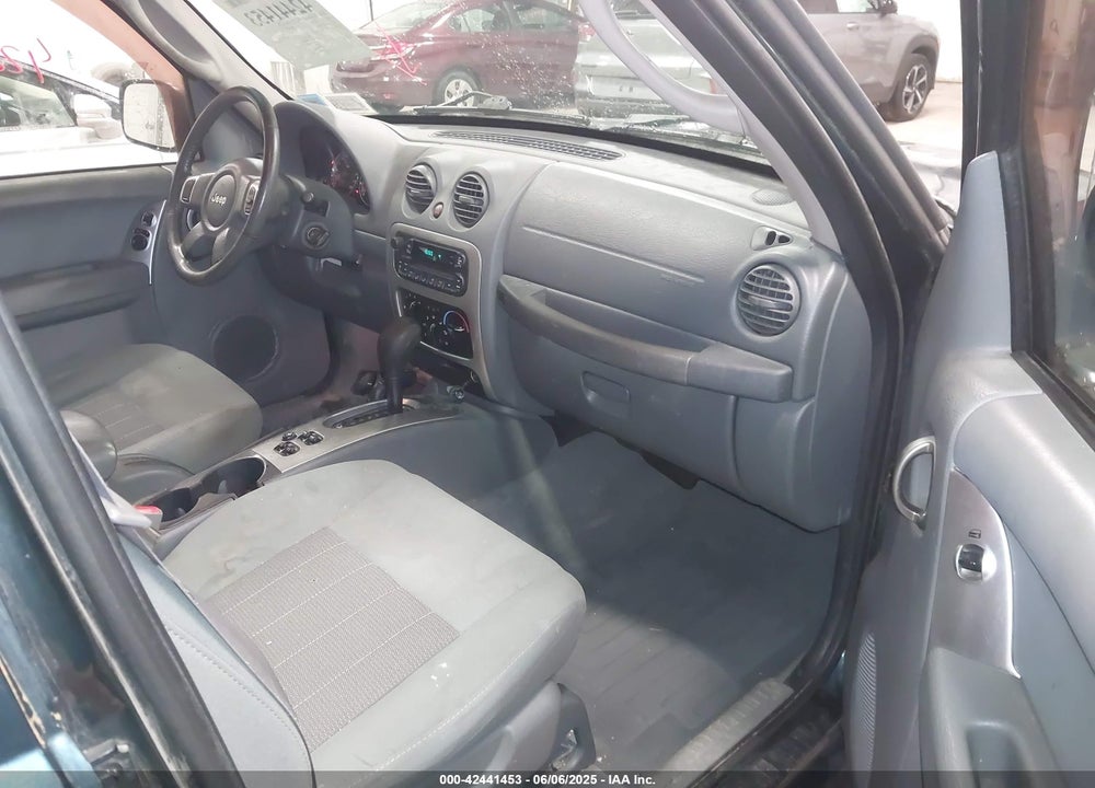 2005 JEEP LIBERTY LIMITED EDITION VIN: 1J4GL58K25W650651