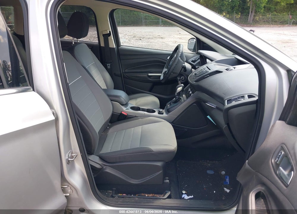 2015 FORD ESCAPE VIN: 1FMCU0G78FUB67305